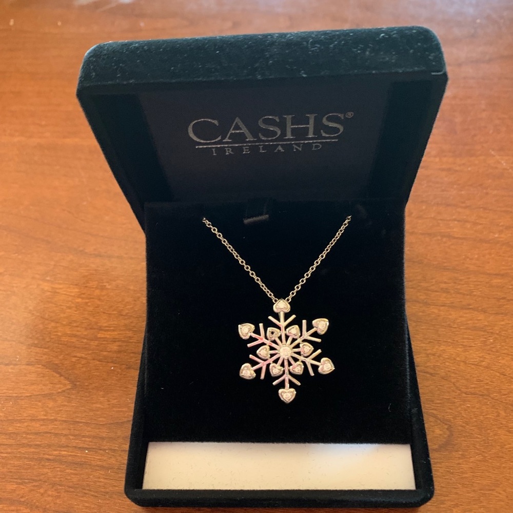 NWOT Cash’s  Ireland Sterling and Crystal Necklace